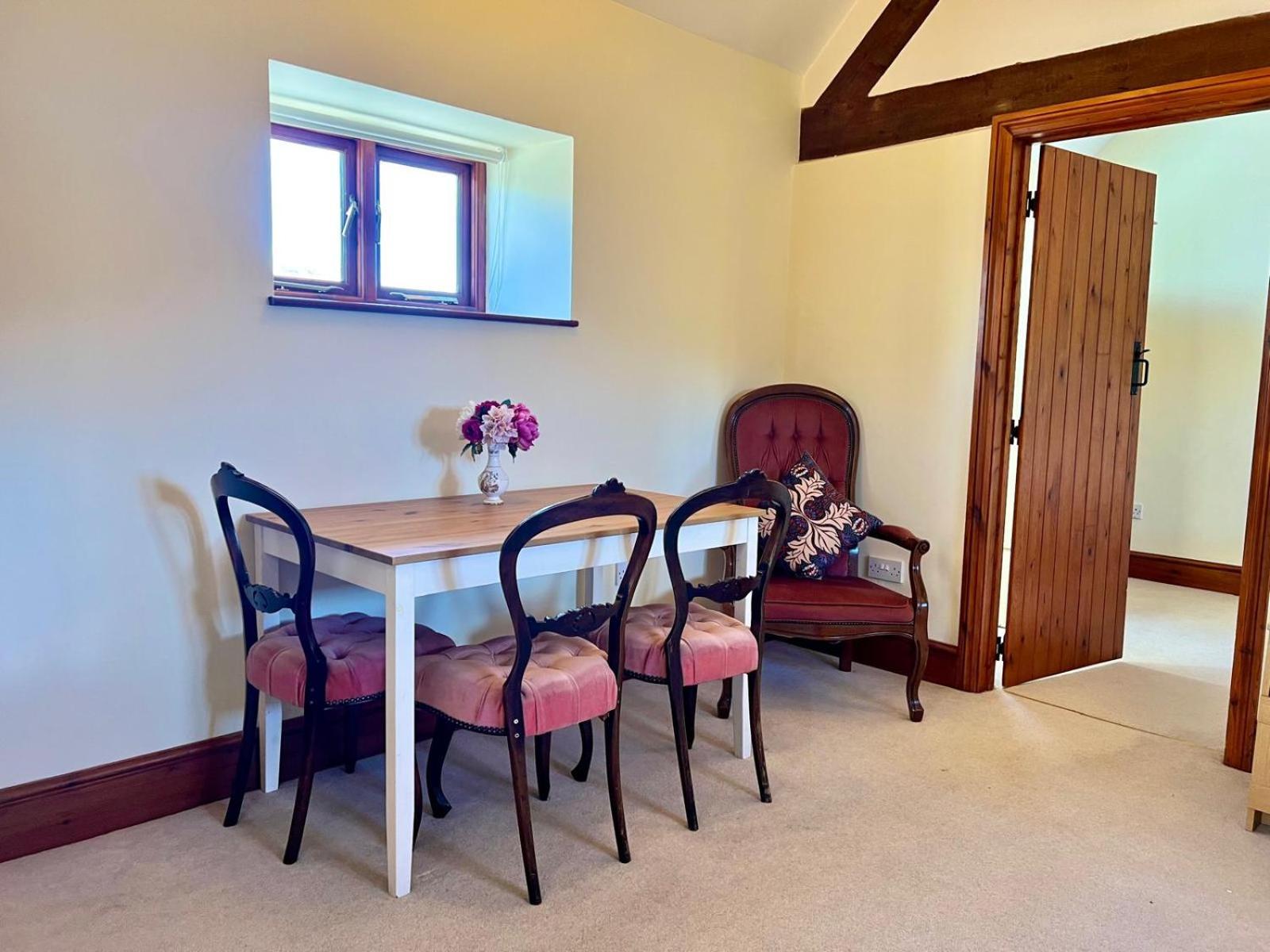 Abenhall Cottages Mitcheldean 외부 사진